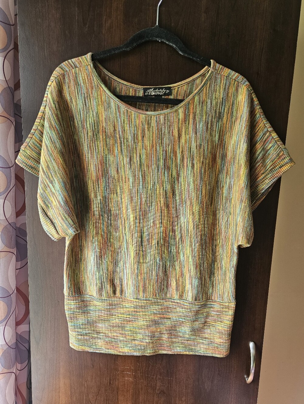 Absolutely Famous Multicolor Short-Sleeve Knit Top Size Large